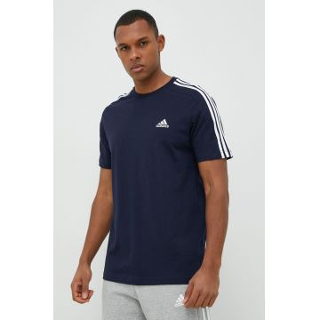 adidas tricou din bumbac culoarea bleumarin, cu imprimeu IC9335