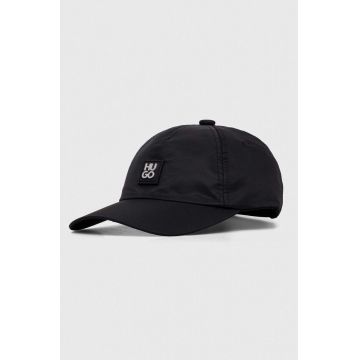 HUGO șapcă culoarea negru, cu imprimeu 50506061
