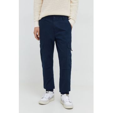 Tommy Jeans pantaloni bărbați, culoarea bleumarin DM0DM18342