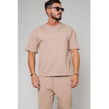 Set de pantaloni lungi si tricou cu decolteu la baza gatului - 2 piese