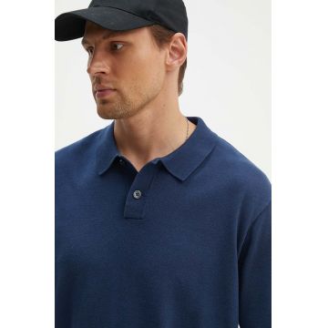 Levi's polo de bumbac culoarea albastru marin, neted, A7294