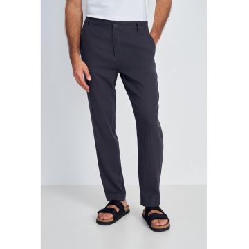 Pantaloni chino din amestec de in