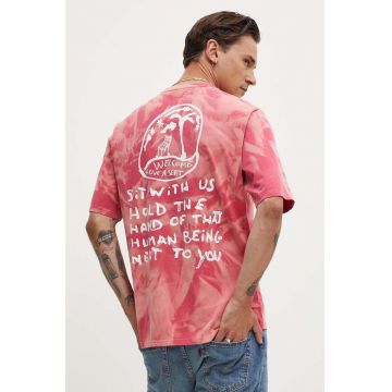 Desigual tricou din bumbac ARMANDO barbati, culoarea roz, modelator, 24WMTK08