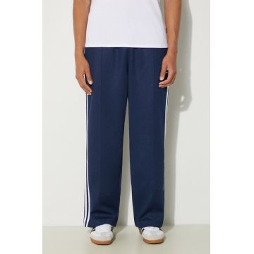 adidas Originals pantaloni de trening Adicolor Baggy Fit Firebird Pant culoarea albastru marin, cu imprimeu, IZ2466