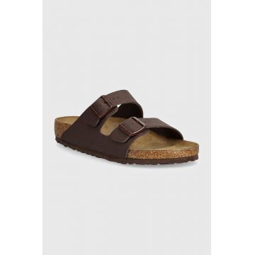 Birkenstock papuci Arizona barbati, culoarea maro, 1028133