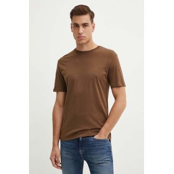 United Colors of Benetton tricou din bumbac barbati, culoarea maro, neted