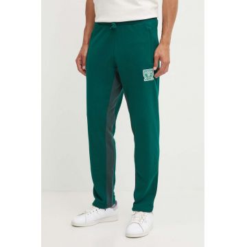 adidas Originals pantaloni de trening culoarea verde, cu imprimeu, IX9632