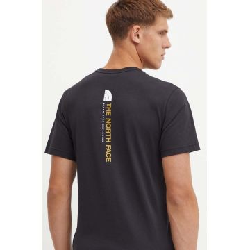 The North Face tricou din bumbac Vertical SS Tee barbati, culoarea negru, cu imprimeu, NF0A89FPJK31