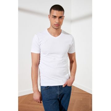 Tricou slim fit cu decolteu in V