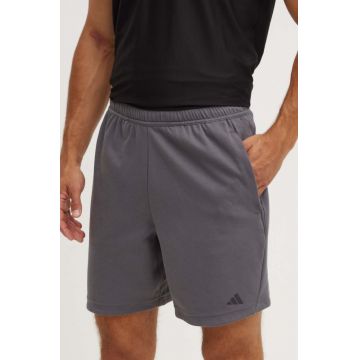 adidas Performance pantaloni scurți de antrenament Yoga culoarea gri, JF8770