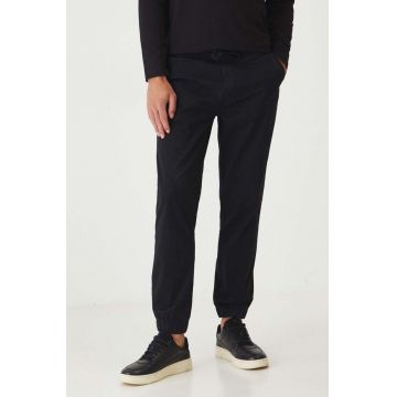 Medicine pantaloni barbati, culoarea negru