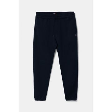 Tommy Jeans pantaloni de trening culoarea albastru marin, neted, DM0DM20473