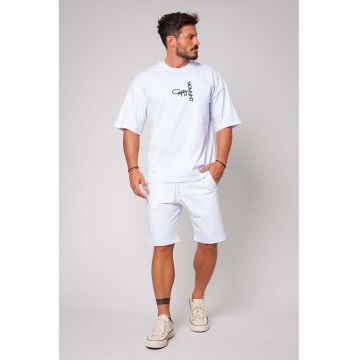 Set de tricou cu model grafic si bermude