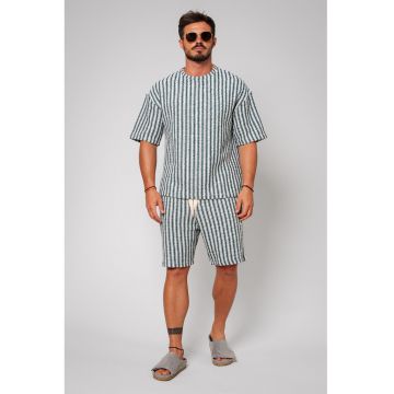 Set de tricou tricotat de bumbac si bermude