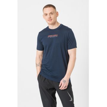 Tricou cu imprimeu logo si tehnologie Dri Fit pentru fitness