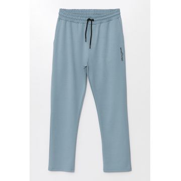 Pantaloni de trening cu model uni si croiala dreapta