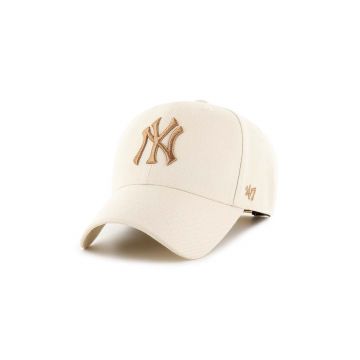 47 brand sapca MLB New York Yankees culoarea bej, cu imprimeu, B-MVPSP17WBP-NTU