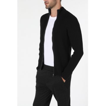 Cardigan slim fit cu fermoar si aspect striat