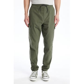 Pantaloni cargo conici