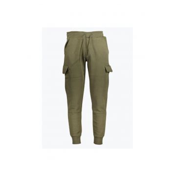 Pantaloni sport barbati cu bata elastica si design cu multe buzunare verde