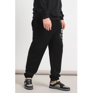 Pantaloni de trening cu logo si snur