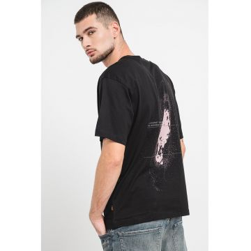 Tricou cu imprimeu grafic si decolteu la baza gatului Galaxy