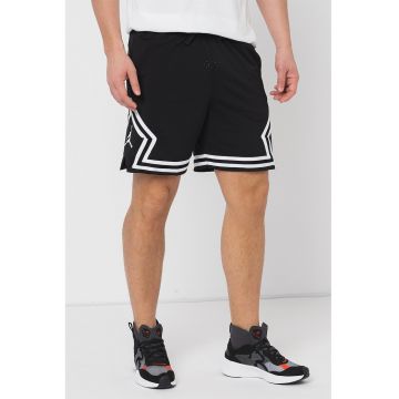 Pantaloni scurti cu tehnologie Dri-Fit si buzunare laterale Jordan