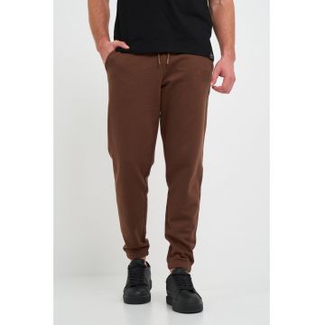 Pantaloni sport barbat uniforma cu logo - Maro