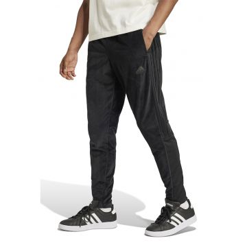 Pantaloni de trening cu aspect de catifea