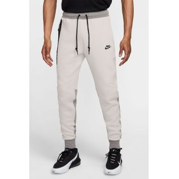 Pantaloni de trening cu buzunare cu fermoar