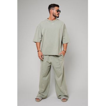 Set de pantaloni lungi si tricou supradimensionat- 2 piese