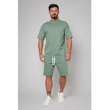 Set de tricou si pantaloni scurti cu garnituri contrastante - 2 piese