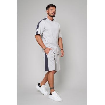 Set de tricou si pantaloni scurti cu garnituri contrastante - 2 piese