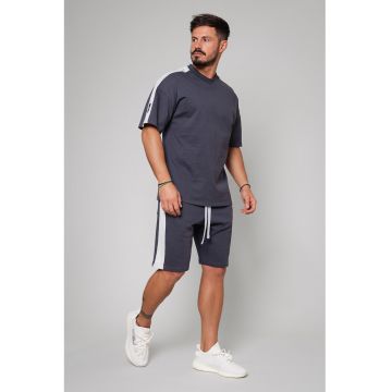 Set de tricou si pantaloni scurti cu garnituri contrastante - 2 piese