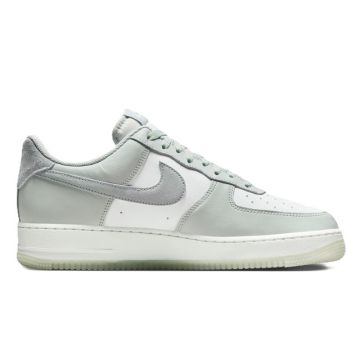 Pantofi sport Nike AIR FORCE 1 '07 LV8 2