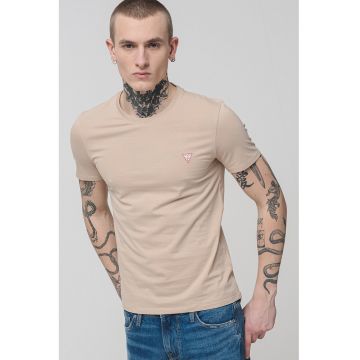 Tricou slim-fit cu decolteu la baza gatului