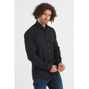 Camasa slim fit de poplin cu model uni