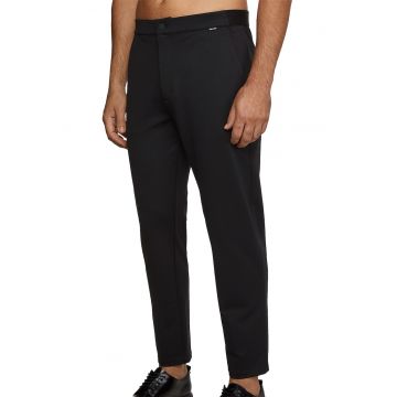 Pantaloni crop conici