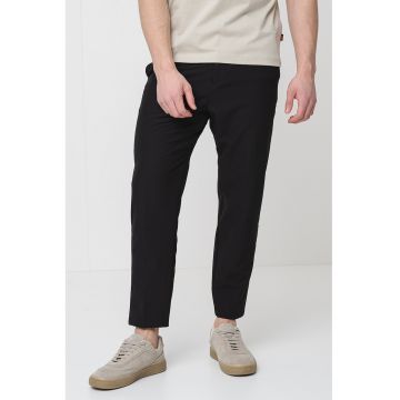 Pantaloni conici cu talie elastica