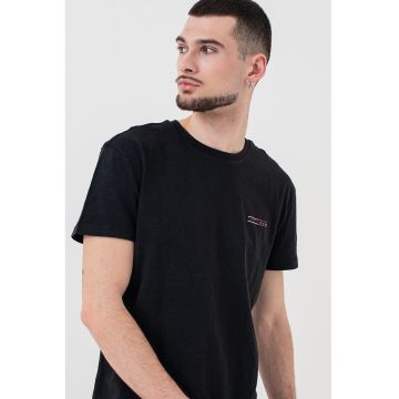 Tricou regular-fit cu imprimeu logo discret