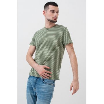 Tricou regular-fit cu model