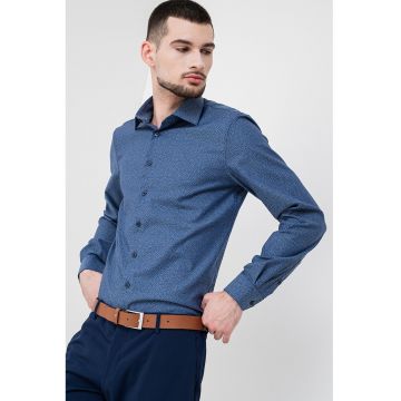 Camasa regular-fit cu model