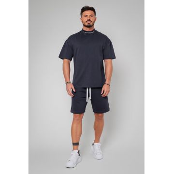 Set de pantaloni scurti si tricou cu maneci cazute